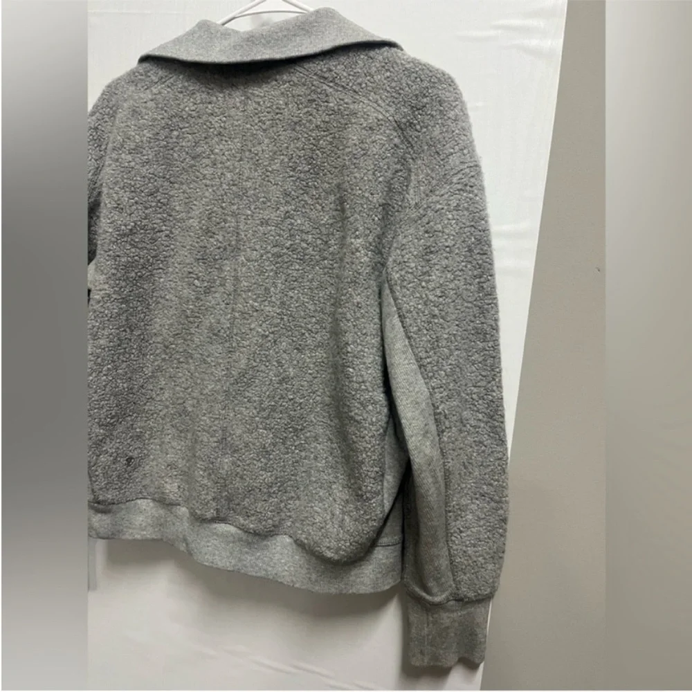⭐️❤️Lululemon athletica Gray Half-Zip Pullover - Picture 13 of 13